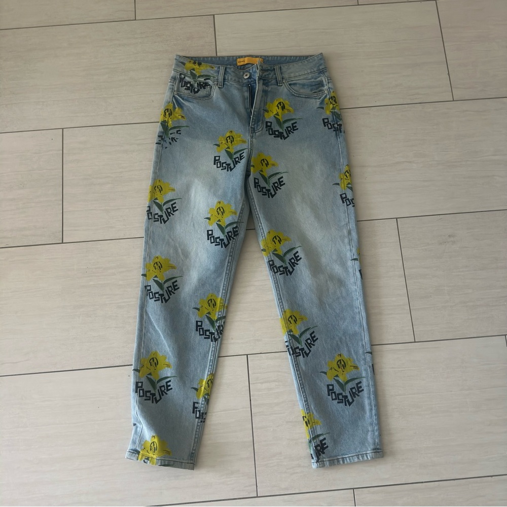 Posture Denim, life is a garden, print jeans, size 25 (very baggy mom jean fit)